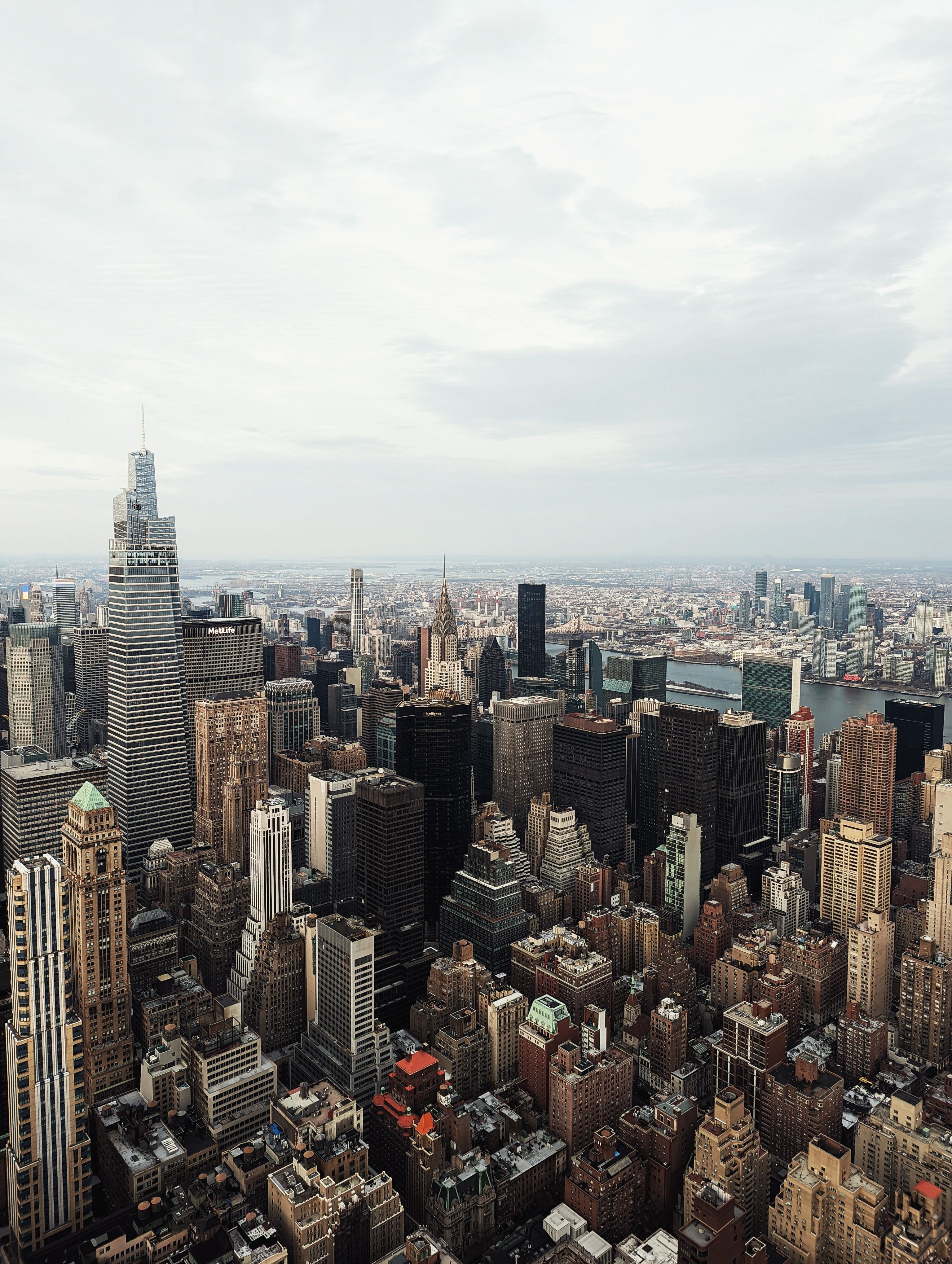 Aerial Footage of City Skyline · Free Stock Photo