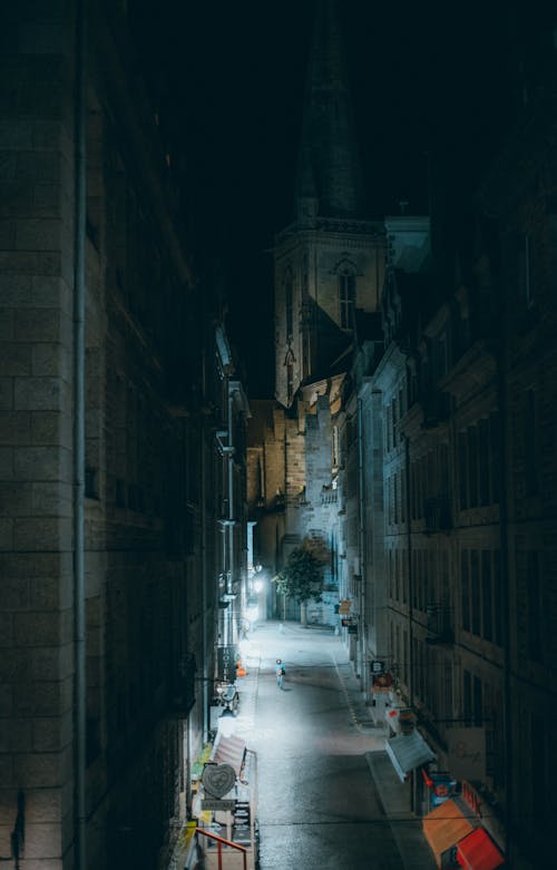 Foto d'estoc gratuïta de a l'aire lliure, carrer, carreró