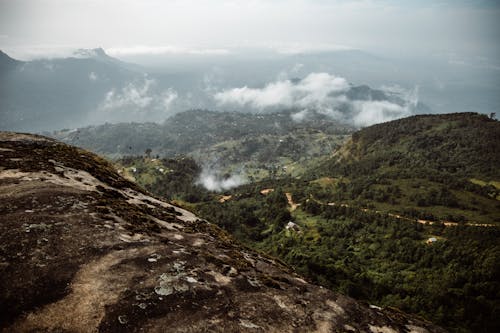 Бесплатное стоковое фото с высота, горная местность, горные хребты