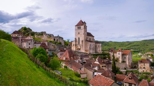 Hidden Villages in France Worth Visiting – Saint-Cirq-Lapopie