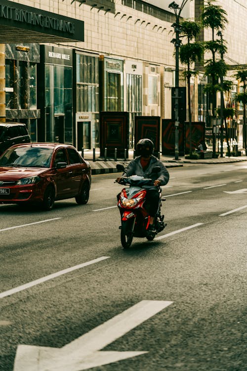 Fotos de stock gratuitas de carretera, equitación, escúter