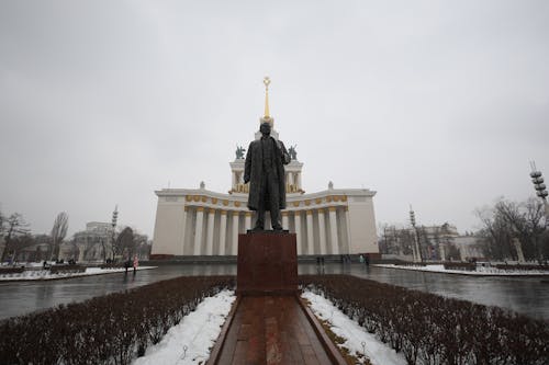 Безкоштовне стокове фото на тему «зима, зовнішнє оформлення будівлі, місцеві орієнтири»