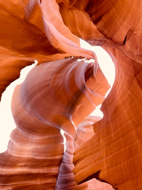 Kostenloses Stock Foto zu antelope canyon, aufnahme von unten, erosion