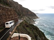 在南非引人注目的沿海悬崖进行风景优美的公路旅行，非常适合旅行和冒险