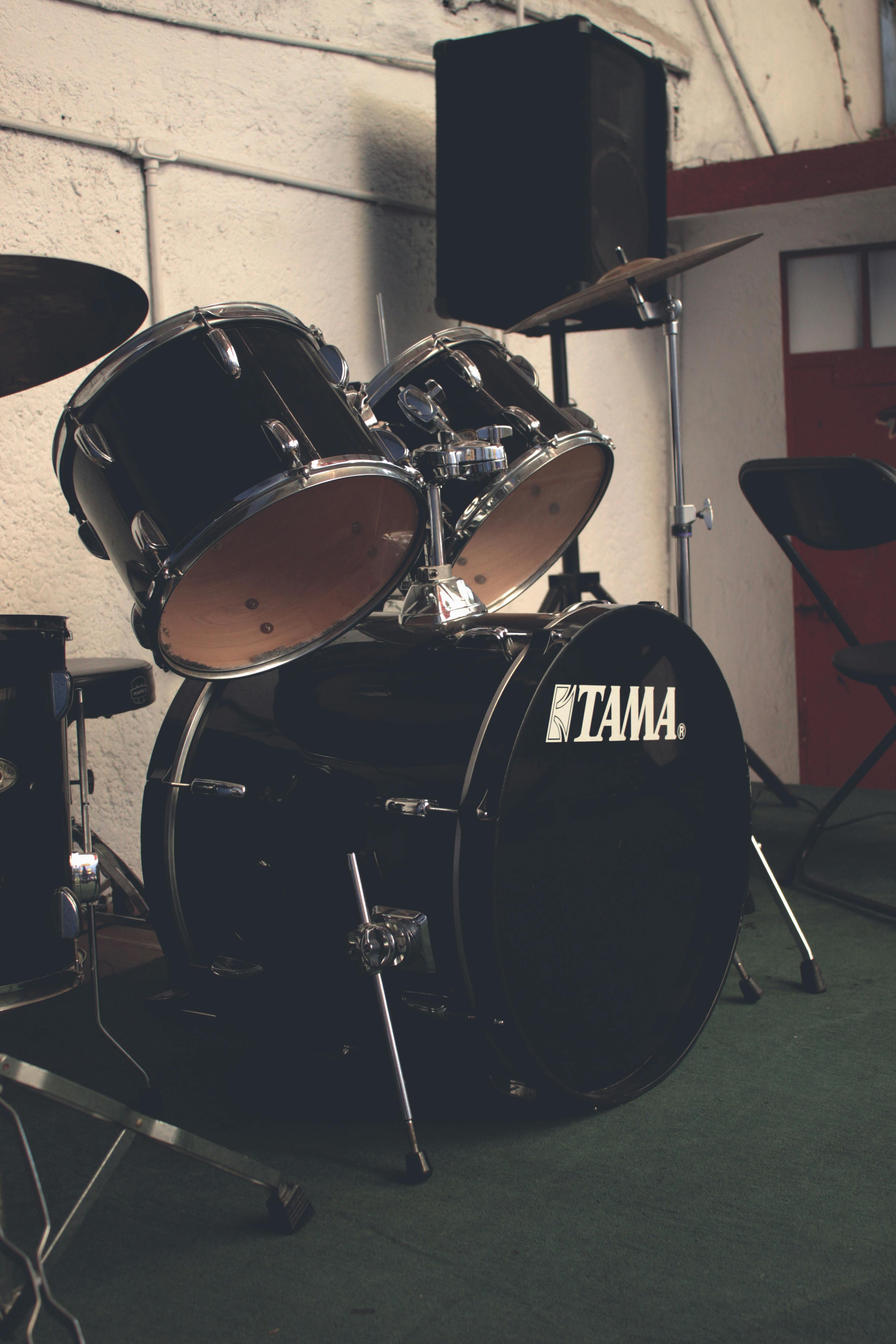 Black Drum Set · Zdarma Stock PhotoBlack Drum Set · Zdarma Stock Photo  