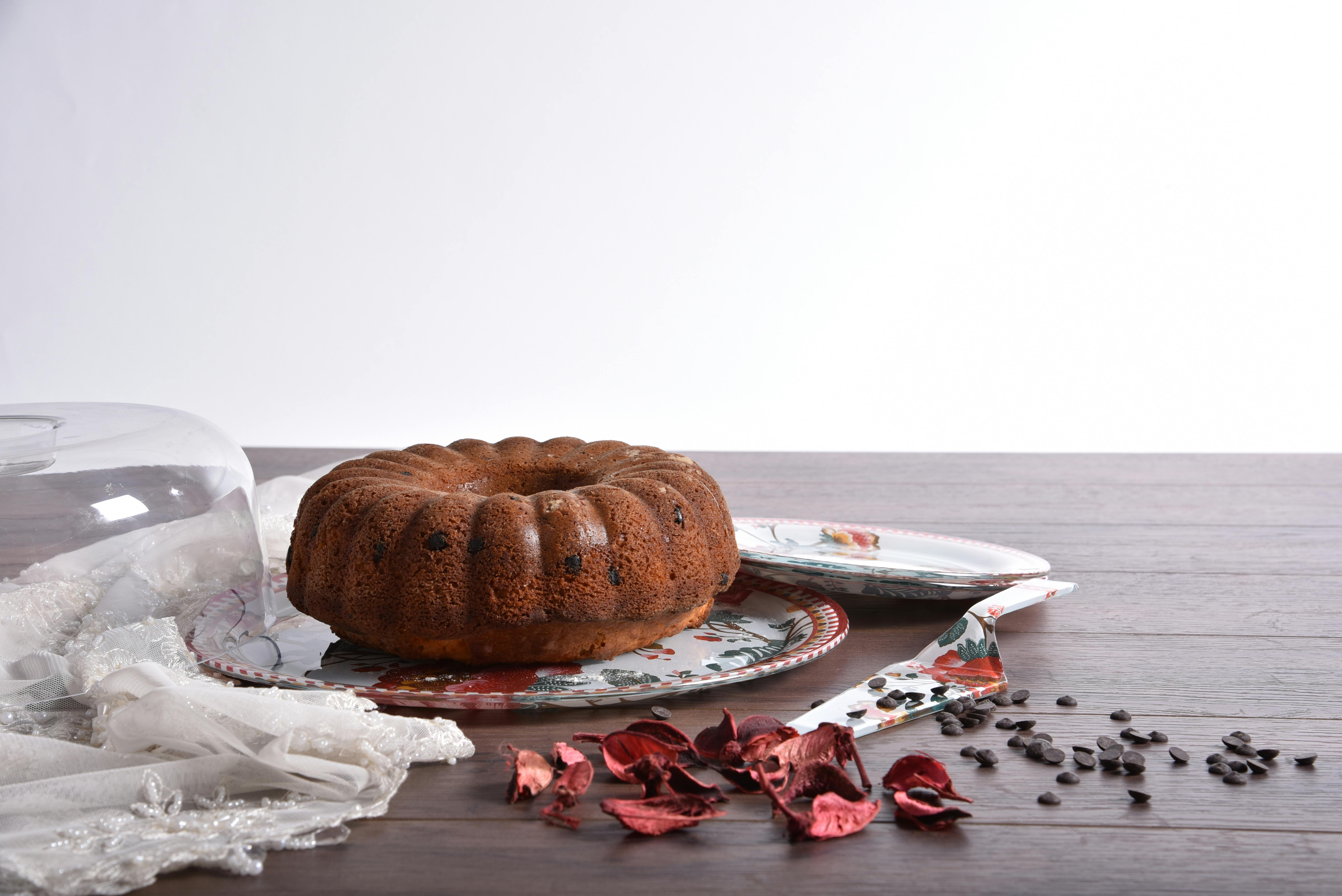 photograph of a bundt cake on a plate