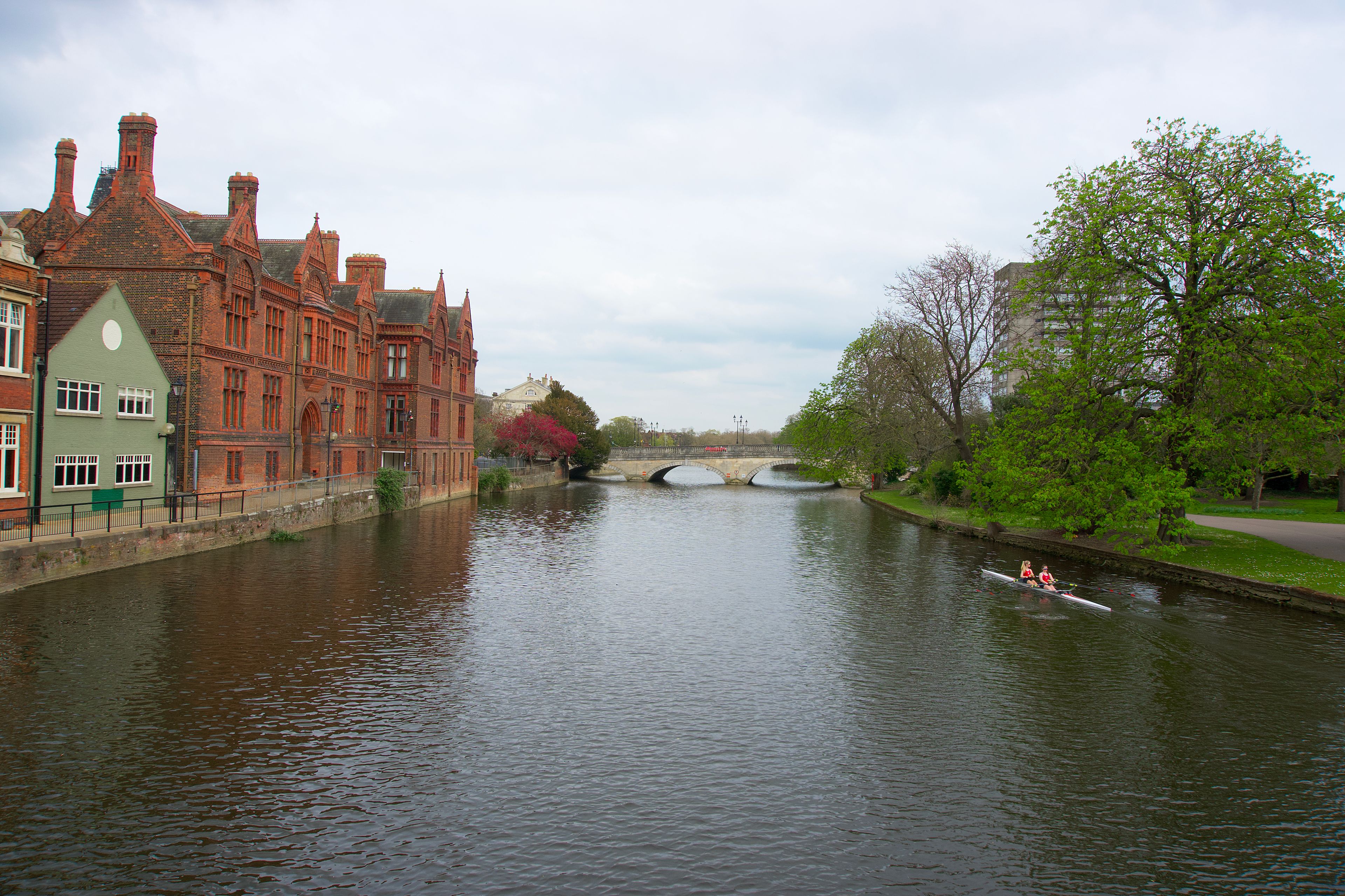 Cambridge — arriving with Luxury Chauffeurs