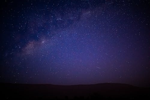 Foto d'estoc gratuïta de cel nocturn, estrelles, fons de pantalla