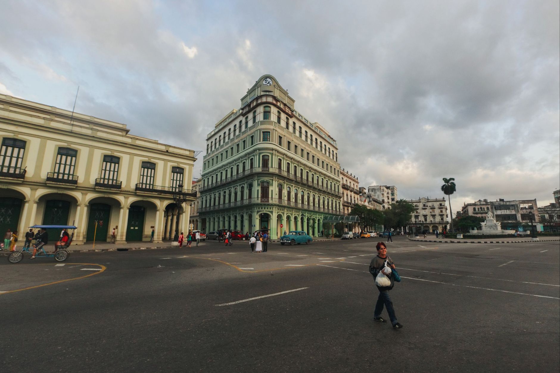 Little Havana's Viernes Culturales Celebrates 10 Years of Cuban Culture