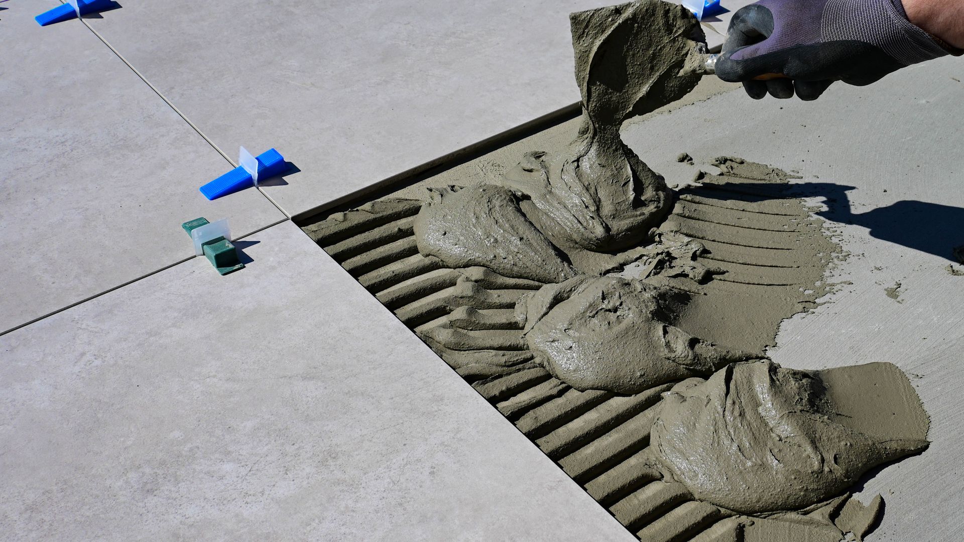 Why Floor Tiling Prices Vary So Much in Cyprus — illustrasjonsbilde