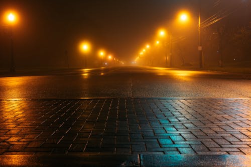 Gratis stockfoto met asfalt, avond, belicht
