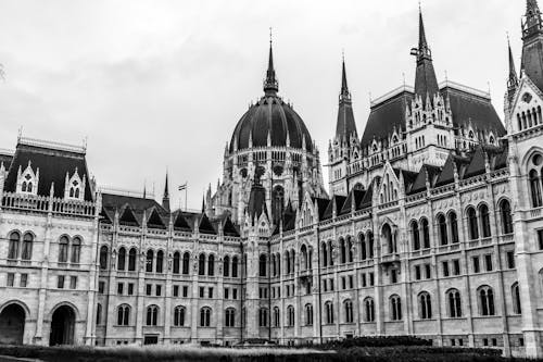 Δωρεάν στοκ φωτογραφιών με αρχιτεκτονικός, ασπρόμαυρο, Βουδαπέστη Φωτογραφία από στοκ φωτογραφιών