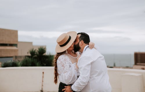 Fotos de stock gratuitas de afecto, amor, besando