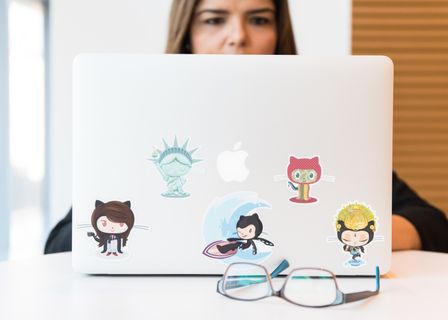 The Ultimate Guide to E-commerce Website Builders