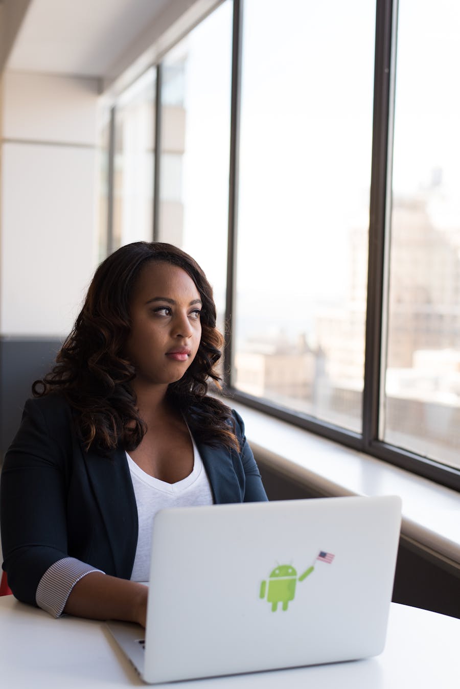 律师与助理根据统一文本办理案件