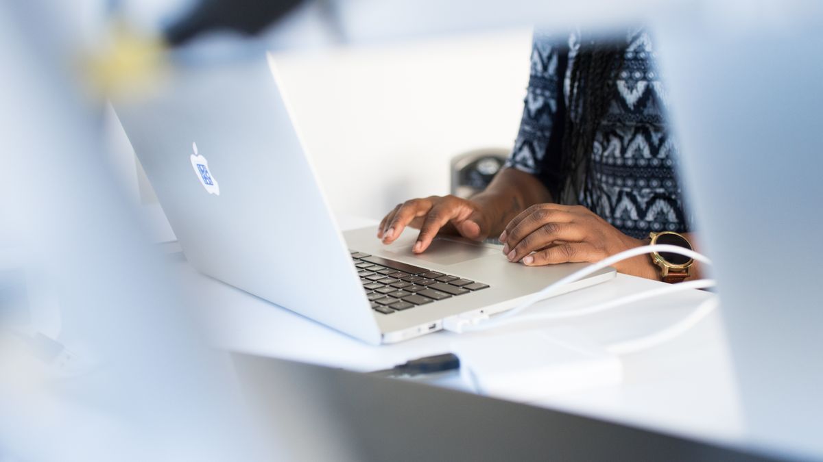 Freelance auto-entrepreneur déclarer revenus été