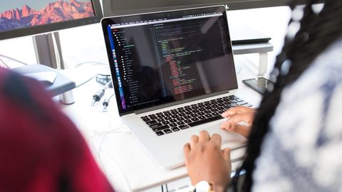 Advanced Analytics: How low block containment Shapes half-spaces navigation Outcomes