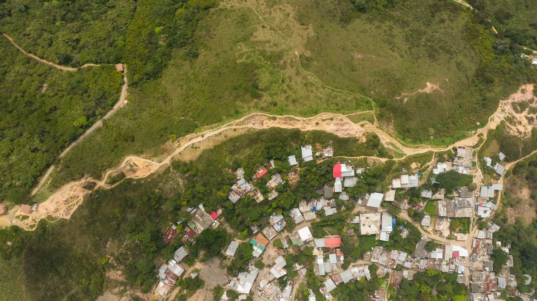 Venezuela's Earthquakes: 188 Dead, But Nature Isn't the Only Villain
