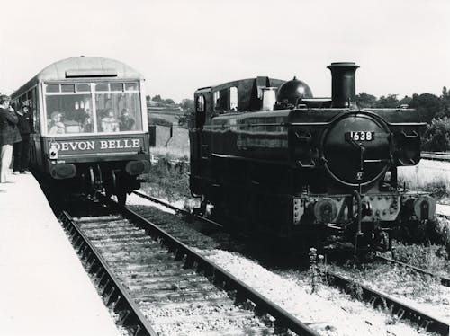 Photos gratuites de échelle des gris, former, locomotive