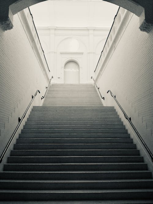 コンクリート階段, 垂直ショットの無料の写真素材