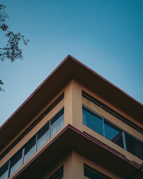 Foto stok gratis langit biru, membangun, pojok