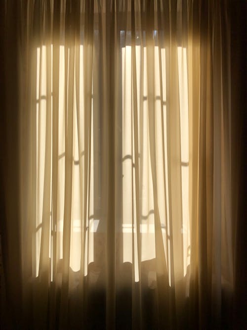 Foto stok gratis backlit, gorden, jendela