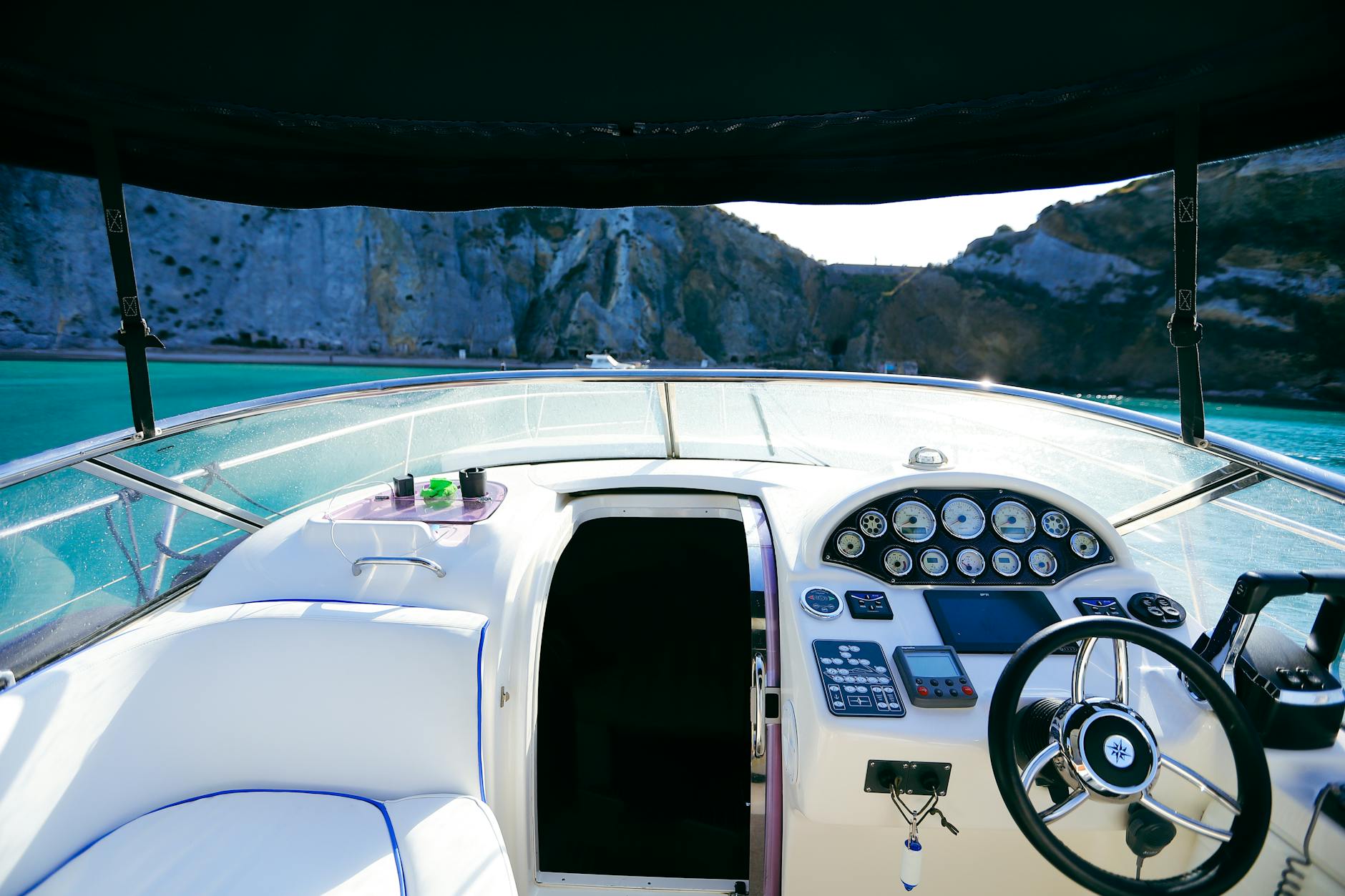 Popular sights in Ponza Island Landmarks in Ponza Island