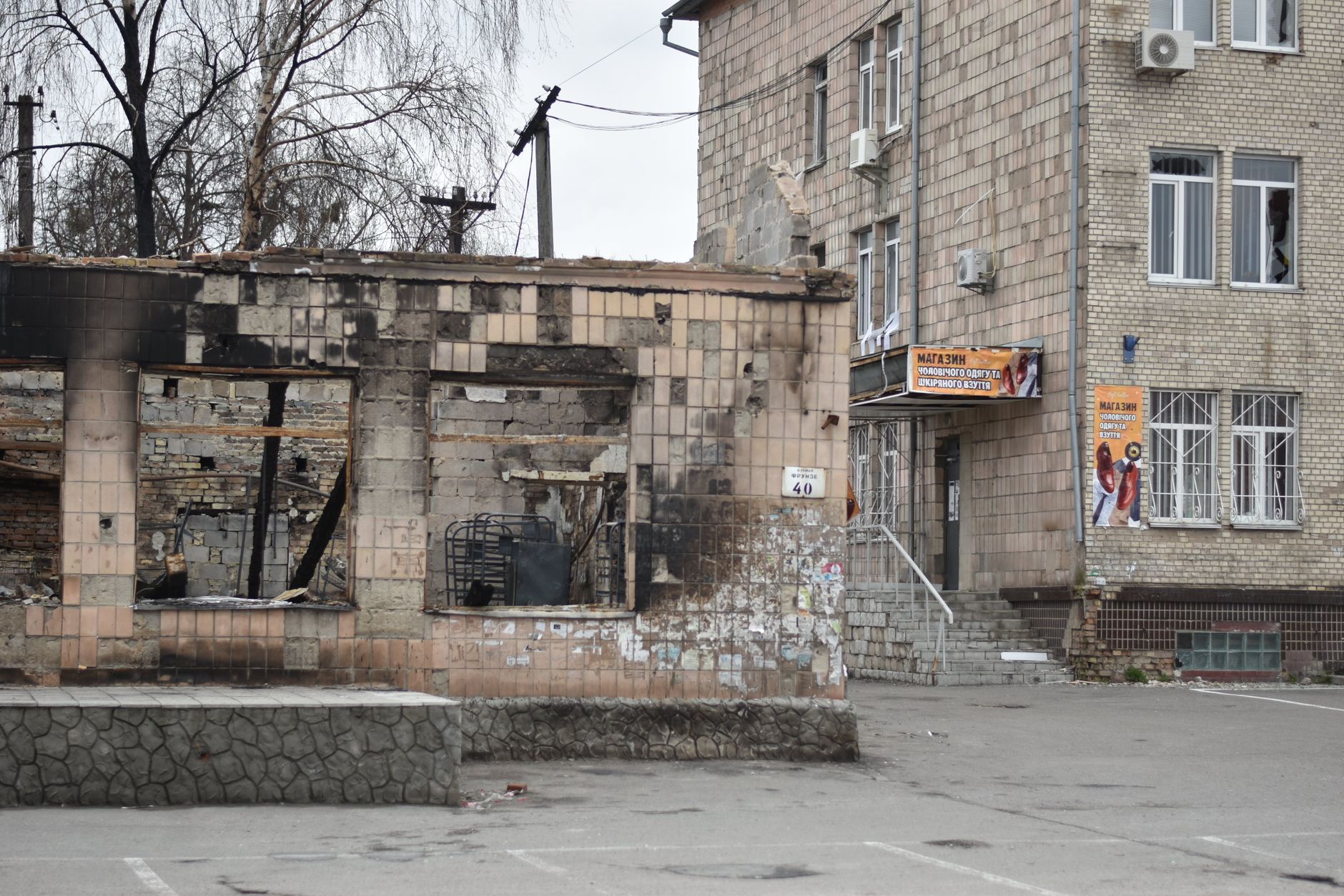 Utrecht'te patlamanın meydana geldiği restoranın önünde polis şeridi