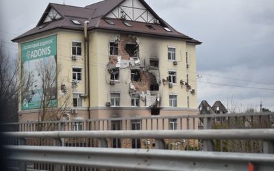 Máy bay không người lái Nga đánh trúng tòa nhà truyền hình Ukraine, 5 người chết ở Kyiv