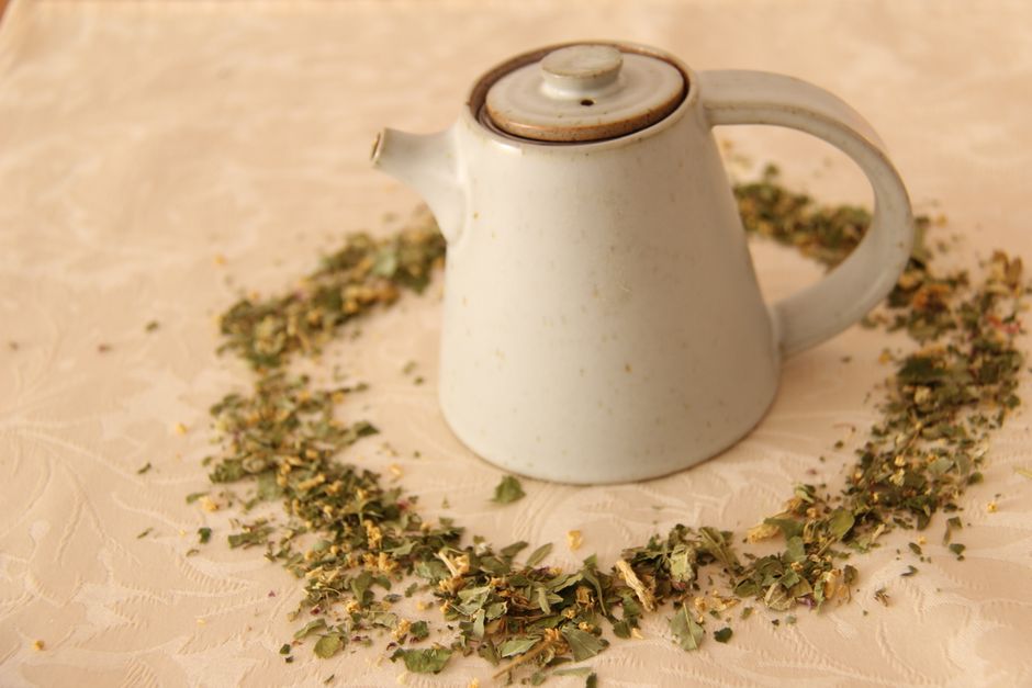 dried jujube tea pot