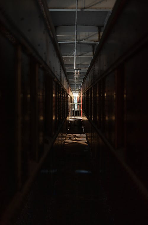 Darkness in Narrow Corridor