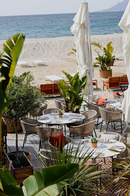 Tropical Cafe on the Beach 