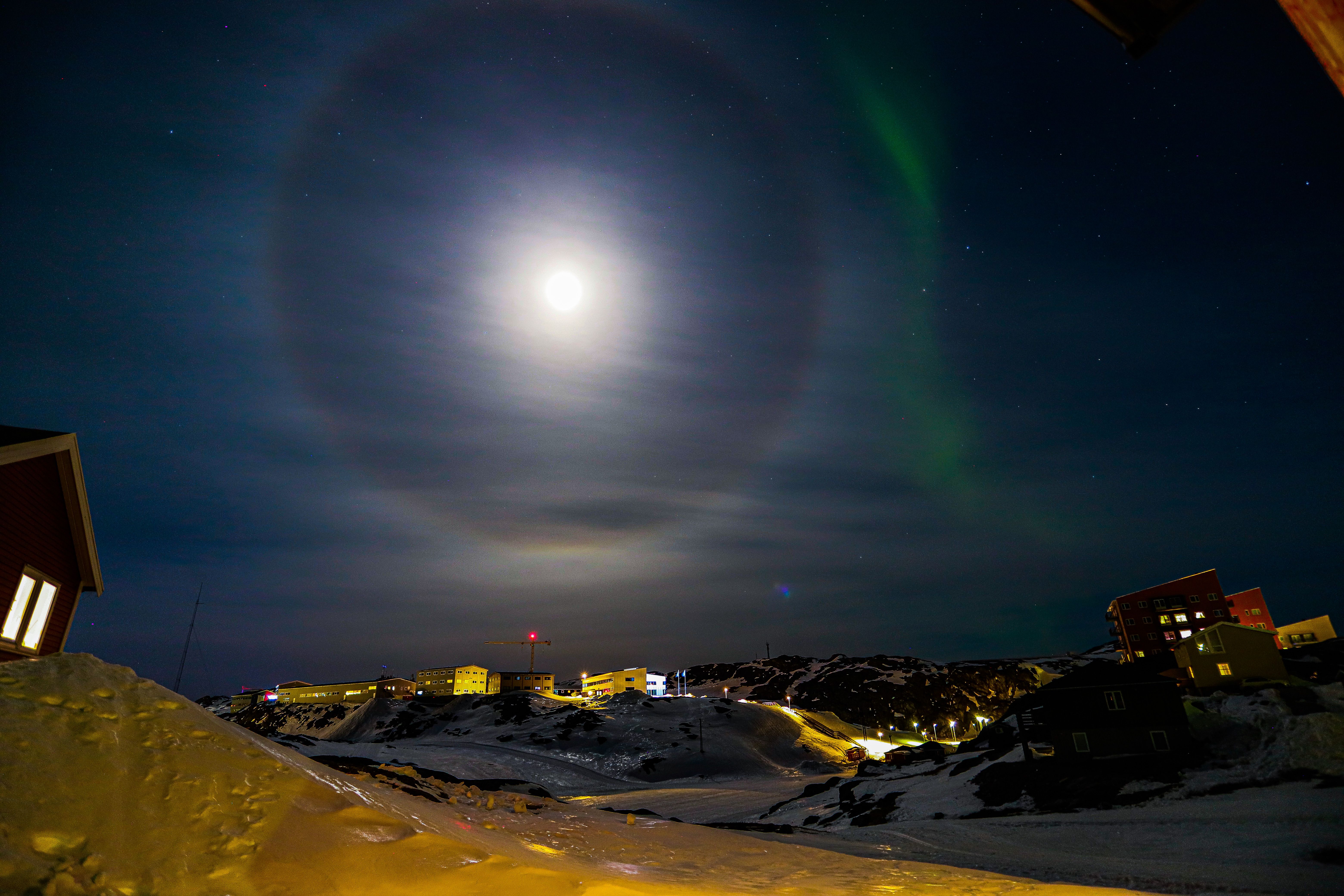 Tara Polar Station Sets Sail for North Pole Research Expedition