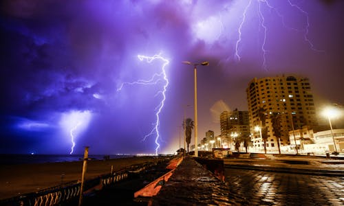 Foto profissional grátis de cênico, cidade, cidades