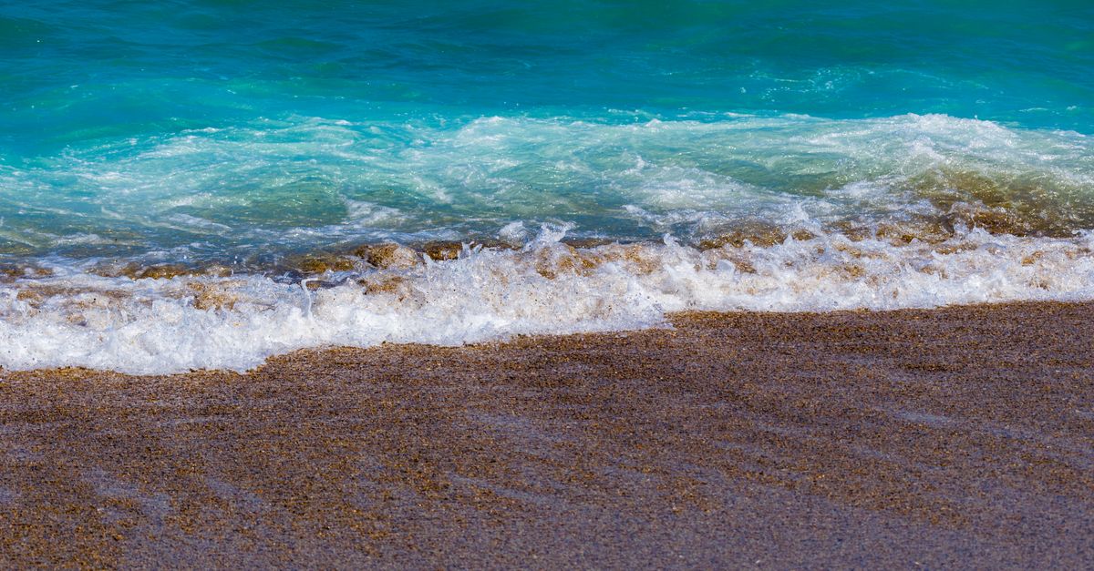 Captivating view of waves and sandy shore at Wrightsville Beach, North Carolina.