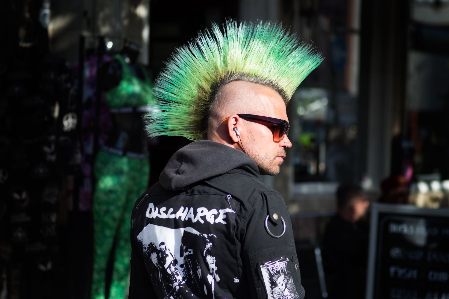 Modern Mohawk Haircut Photos, Download The BEST Free Modern Mohawk ...