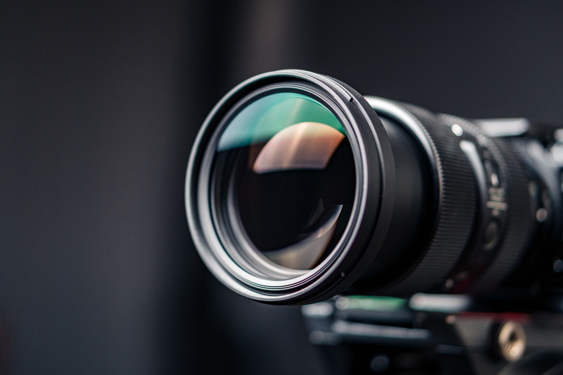 Dual Camera vs Periscope Lens: Which Smartphone Zoom Tech is Better?