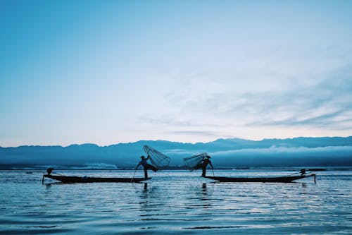 アジア人, インレー湖, ウォータークラフトの無料の写真素材