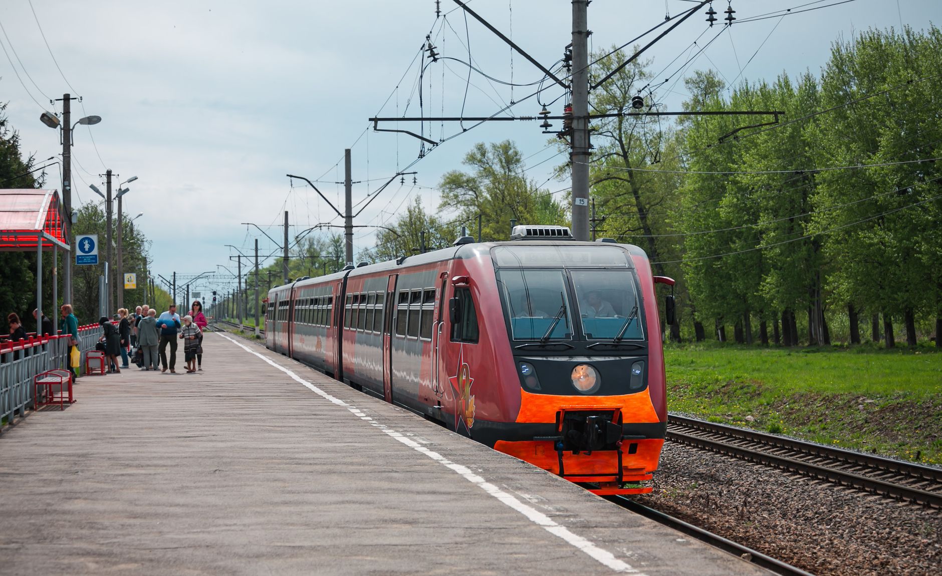 Deux cheminots tués dans une frappe de drone russe sur un train à Odessa