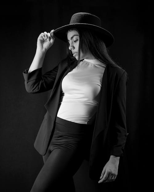 Základová fotografie zdarma na téma černobílý, klobouk, móda
