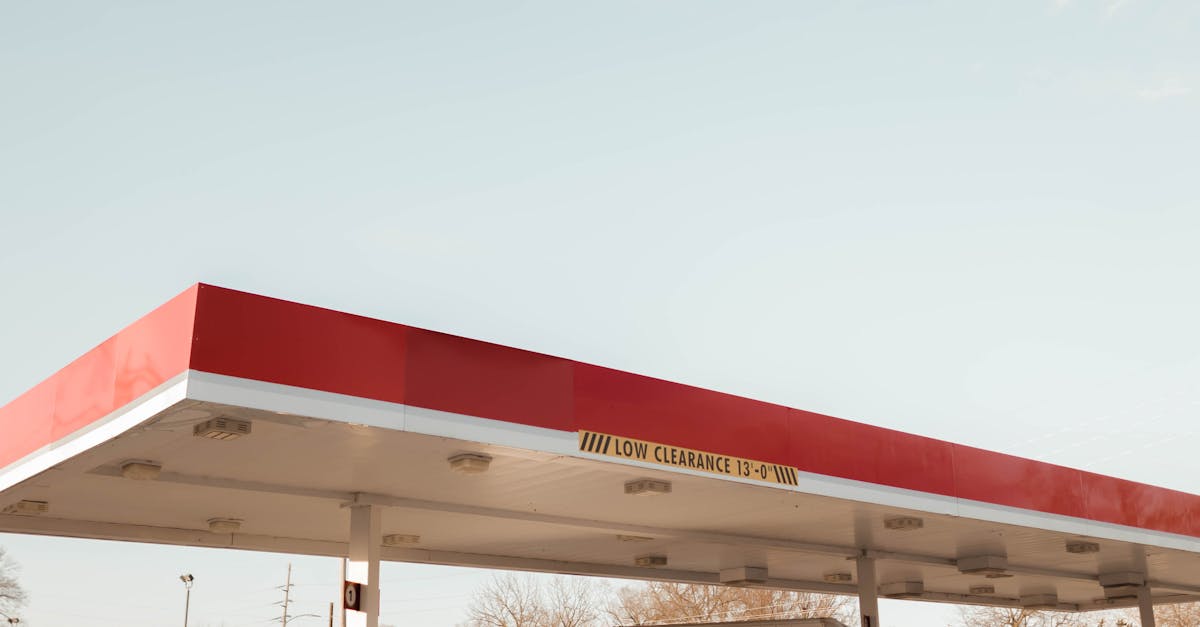 川普關稅計畫引發經濟疑慮 國際油價微幅下滑