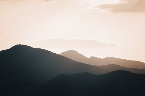 剪影, 山, 日落 的 免費圖庫相片