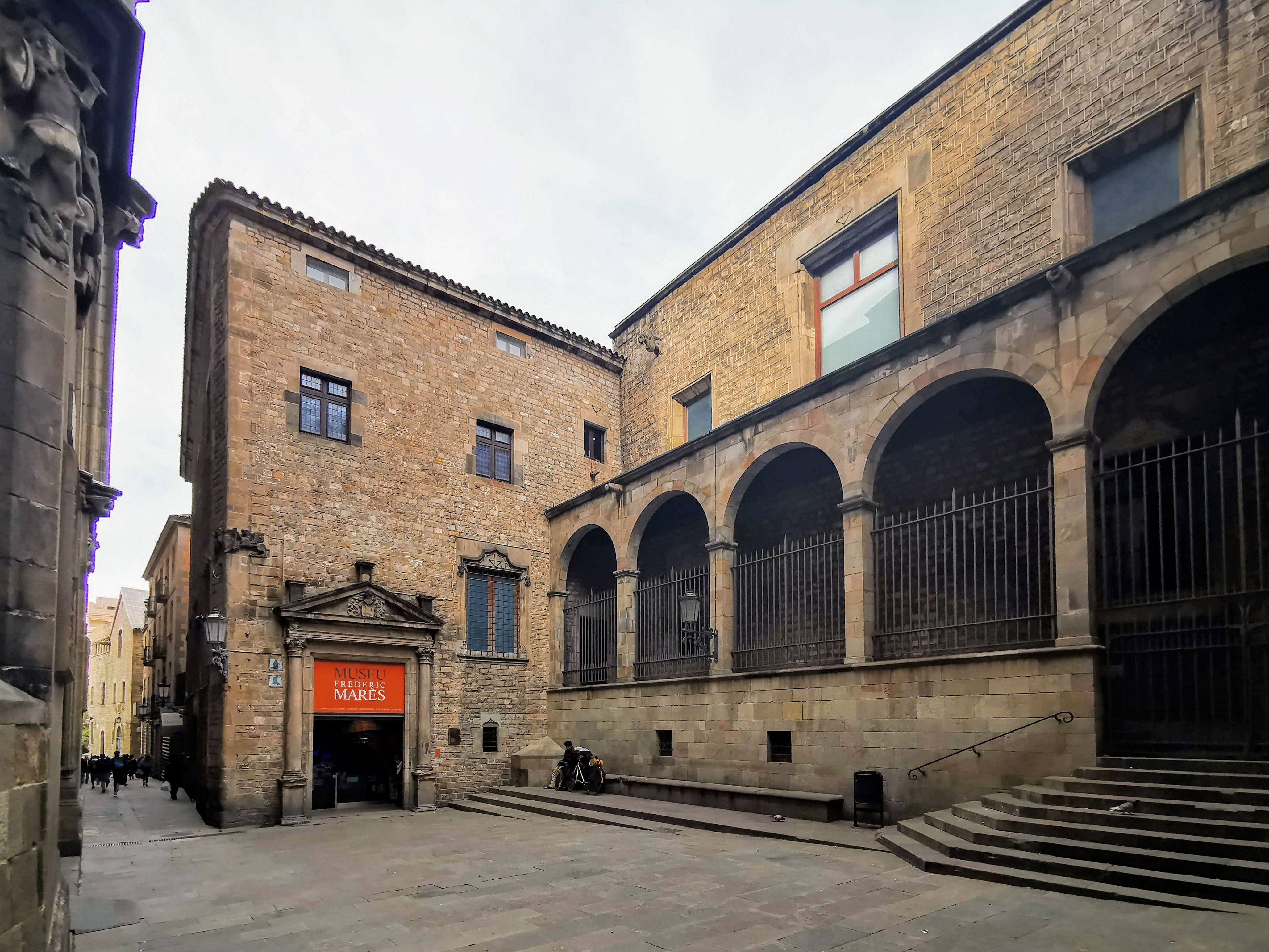 Museu de l'Almodí (Xàtiva Municipal Museum)