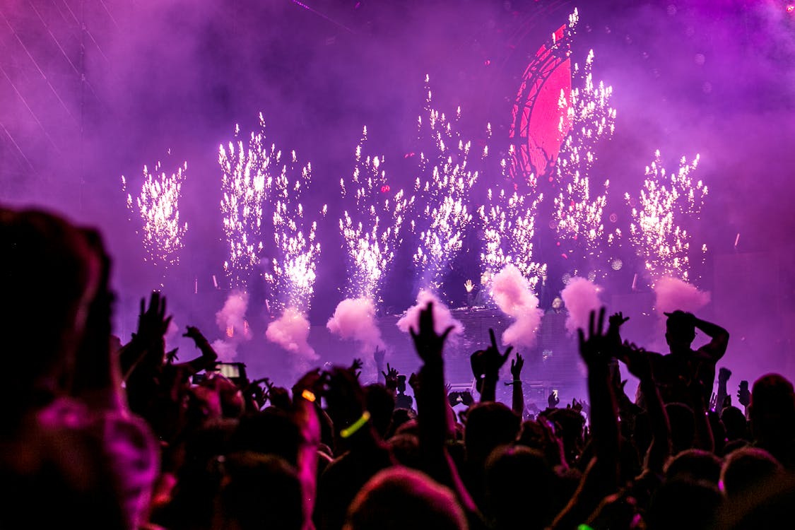 Efeito De Fogos De Artifício Roxo