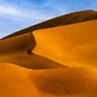 Golden desert dunes — photo by 光曦 刘 on Pexels
