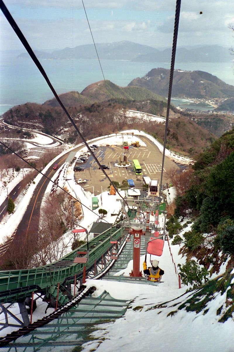 若狭の山と海