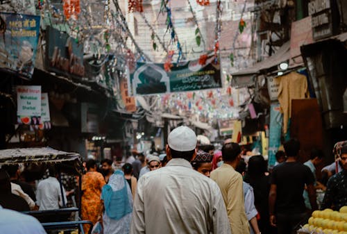 Immagine gratuita di camminando, centro città, india