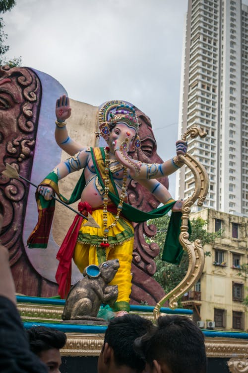 Free Procession of a beautiful idol of Lord Ganesha in Mumbai during Ganesh Chaturthi festival in 2019 Stock Photo