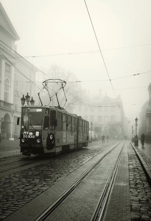 Foto profissional grátis de bondinho, cidade, cidades