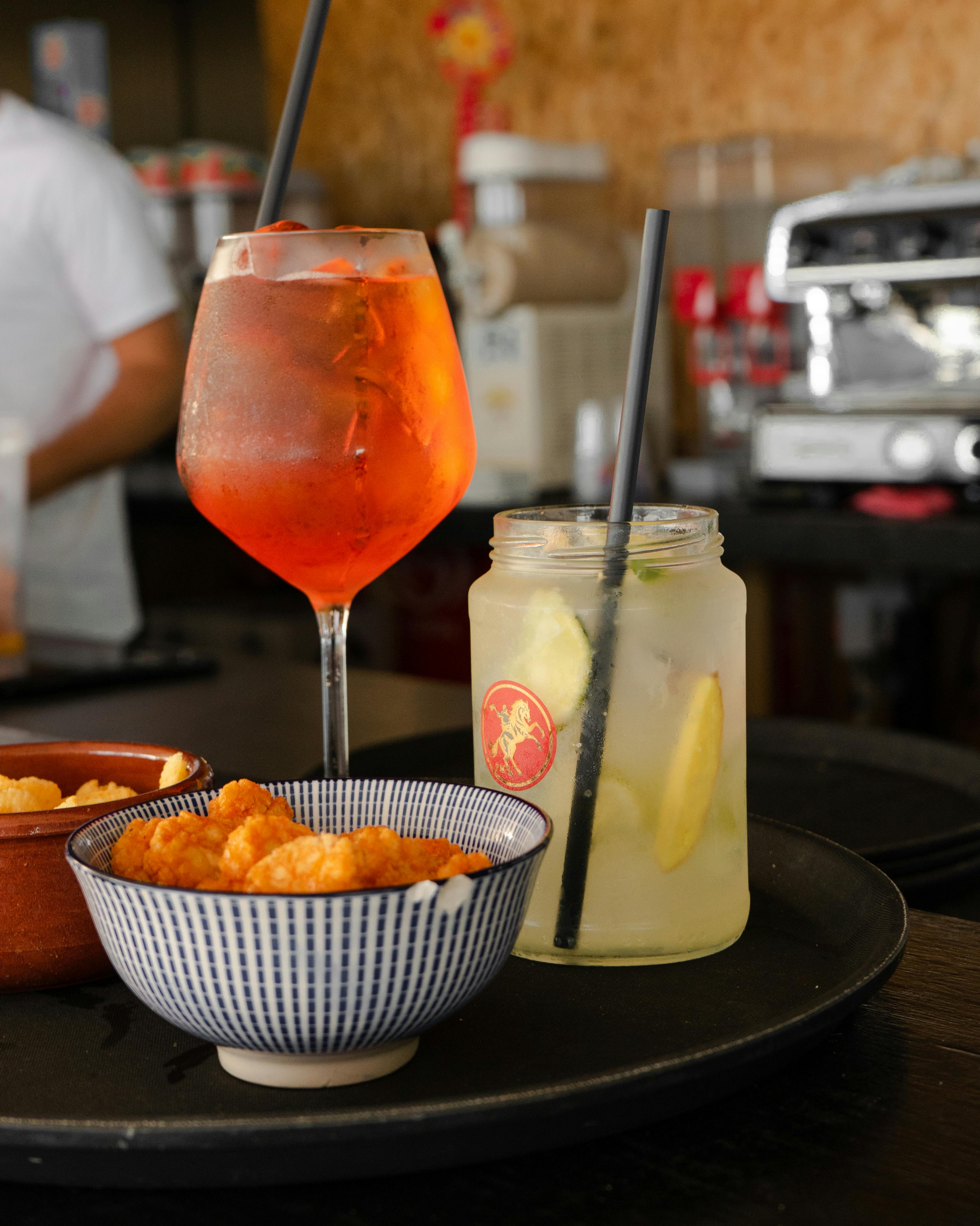 What drinks flush out your kidneys?